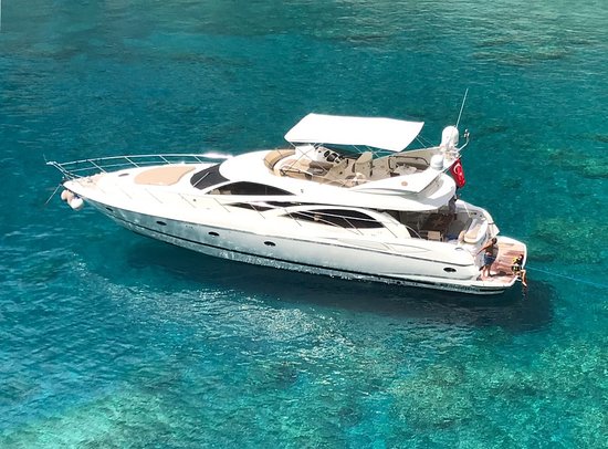 Antalya Yacht Charter: Luxury Sailing Experience on the Turkish Riviera