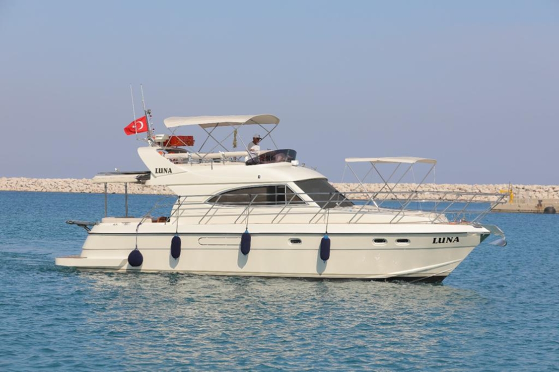 Antalya Custom Built 53 Motor Yacht Rental – 43